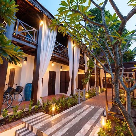 V Maison Boutique Hotel Luang Prabang Ngoại thất bức ảnh